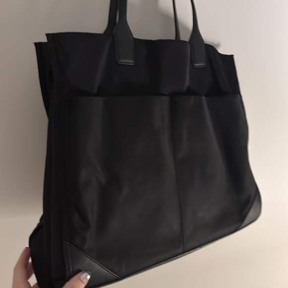 Quince nylon tote bag in black - Picture 8 of 12